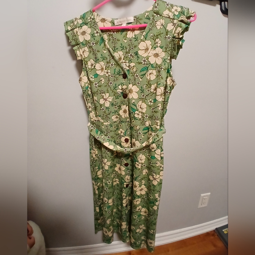 Monteau Floral Dress- Brand New, Small